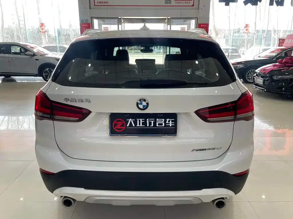 BMW X1 — фото 2