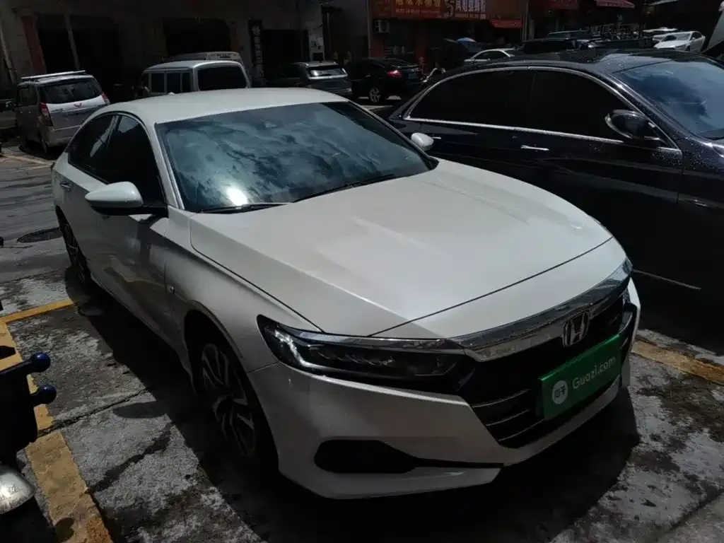 Honda Accord — фото 3