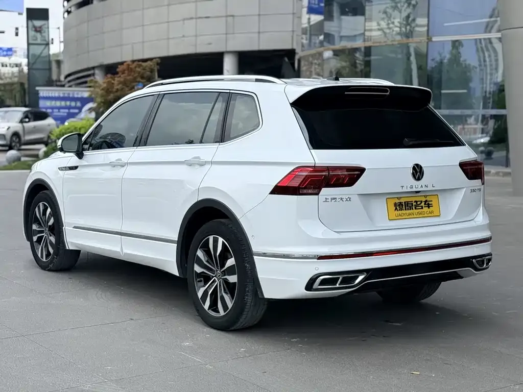 Volkswagen Tiguan L — фото 7