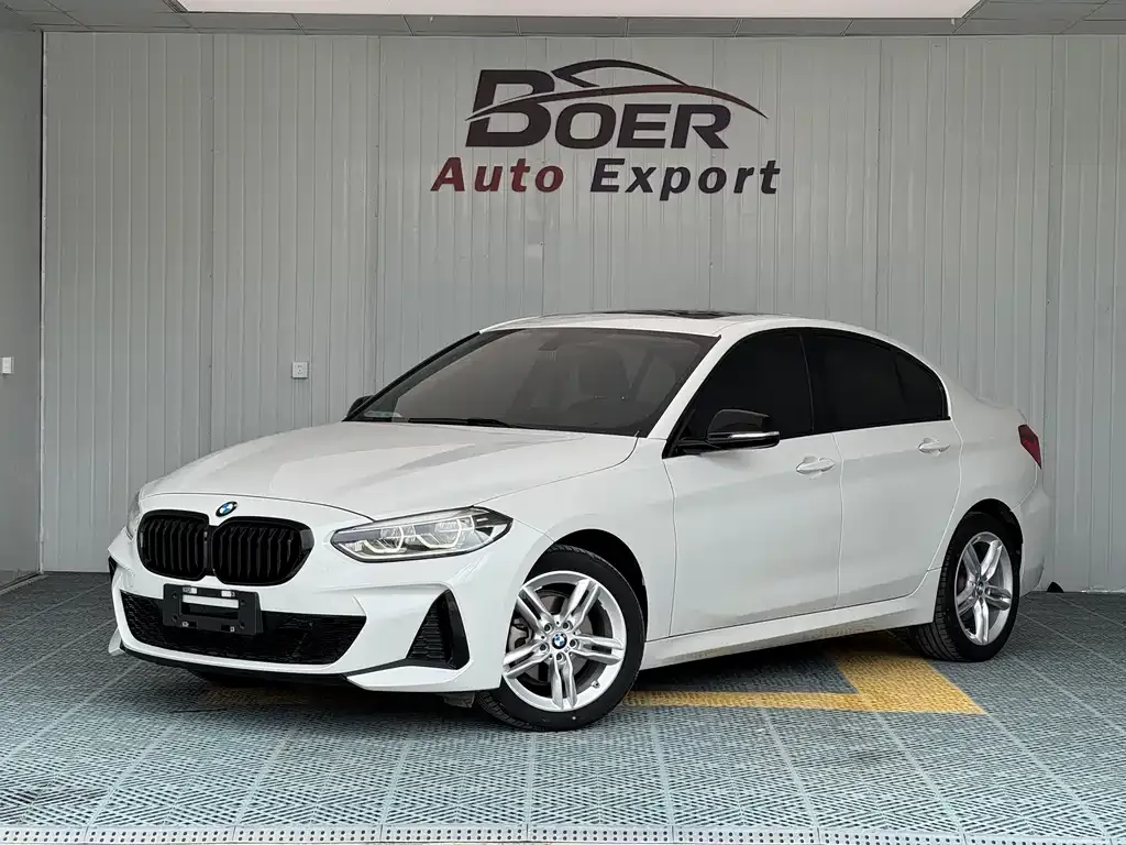 BMW 1 Series — фото 1