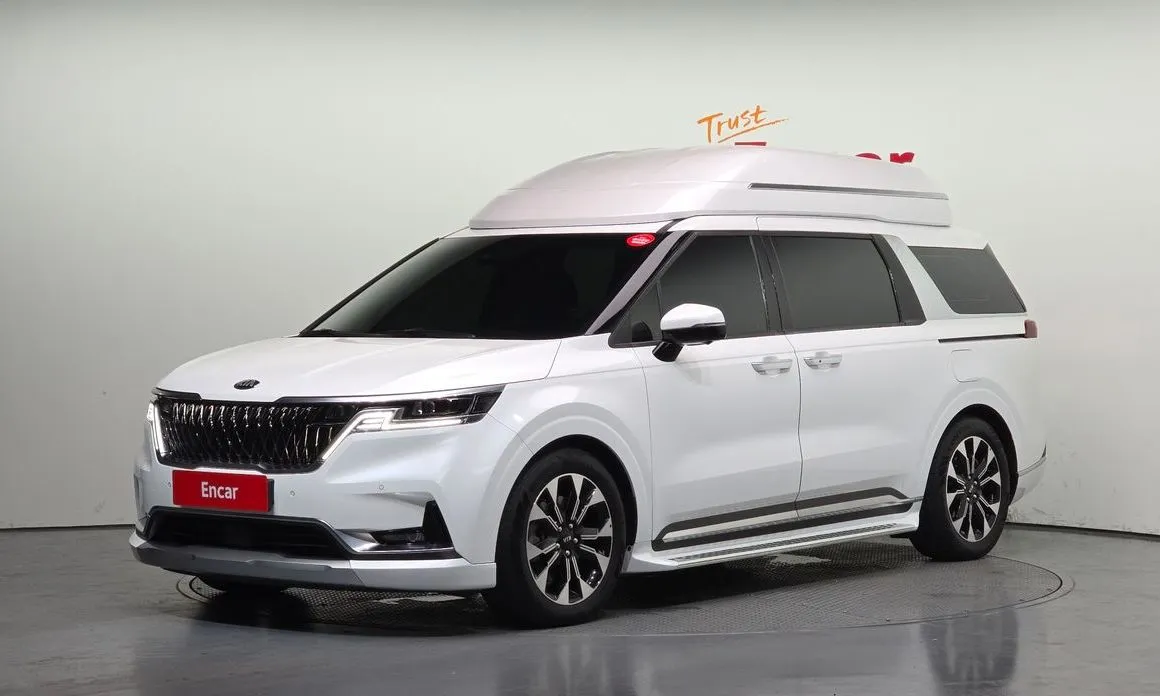 Kia Carnival — фото 1