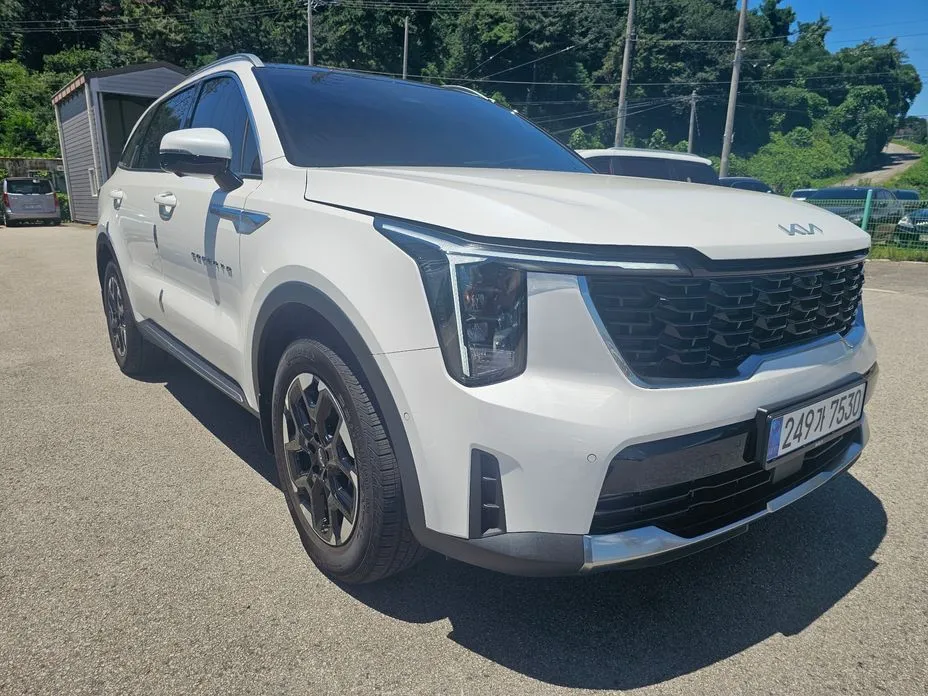 Kia Sorento — фото 1