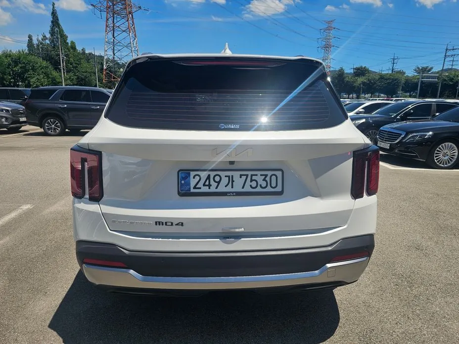 Kia Sorento — фото 9