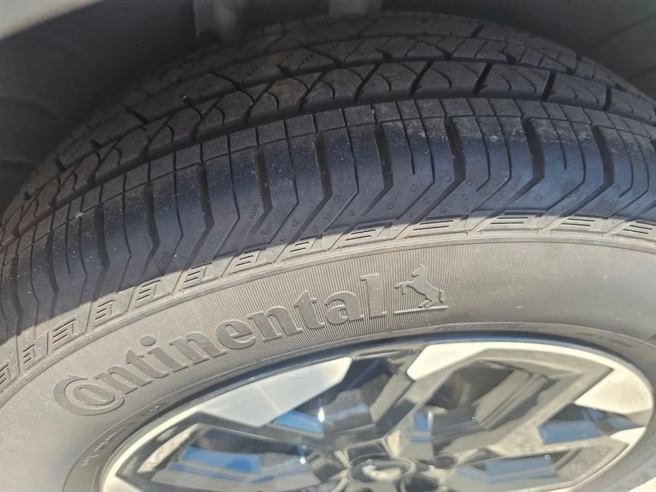 Kia Sorento — фото 6