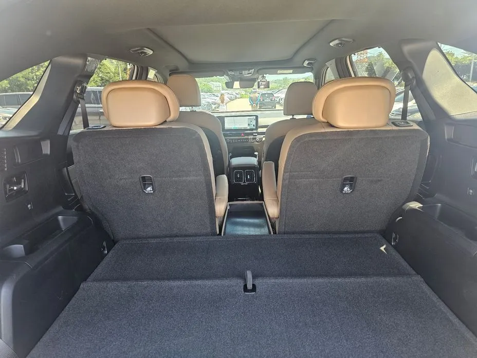 Kia Sorento — фото 8