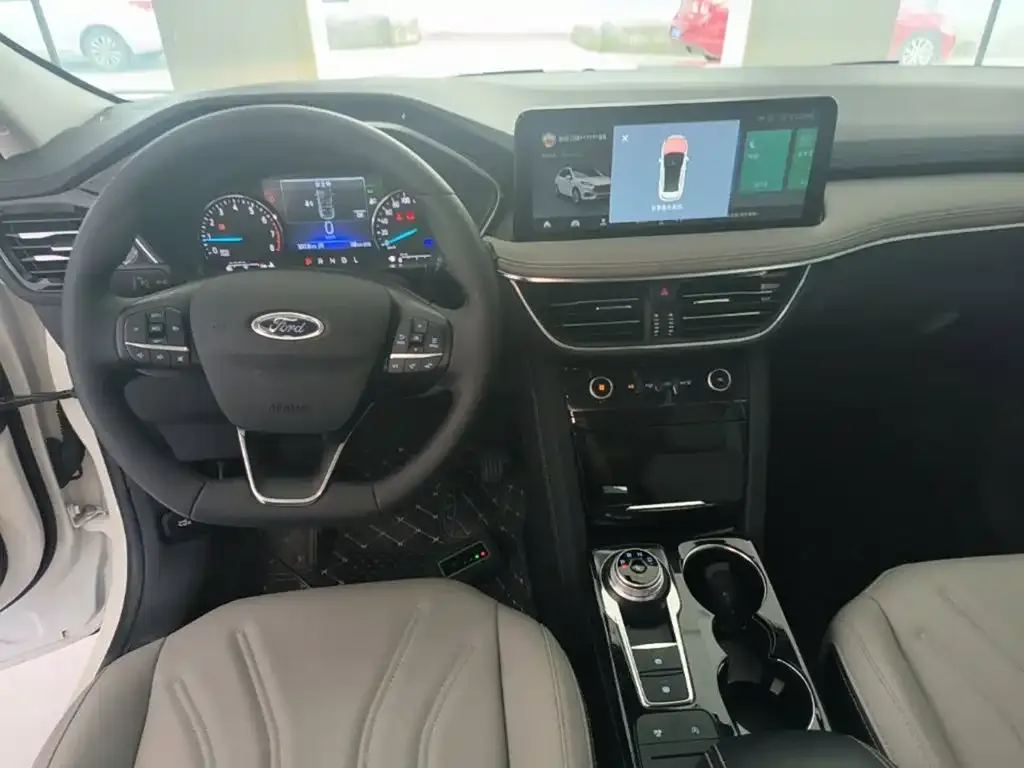 Ford Escape 2025 из CN, фото 2