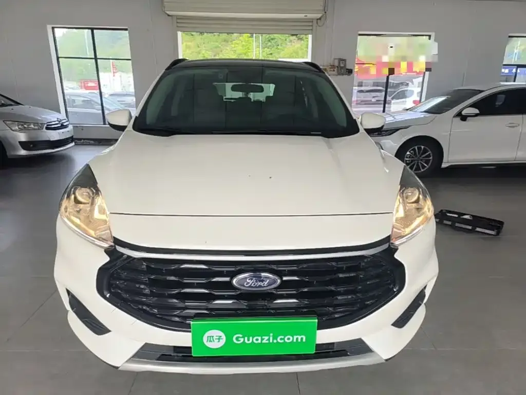 Ford Escape 2025 из CN, фото 4