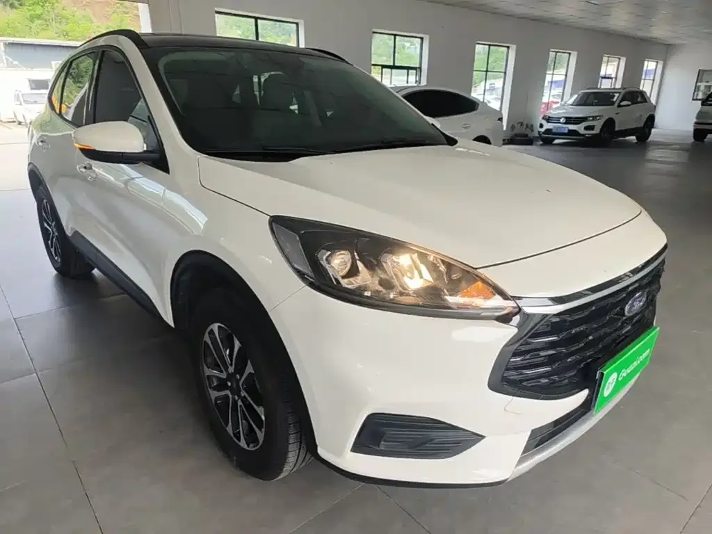 Ford Escape 2025 из CN, фото 8