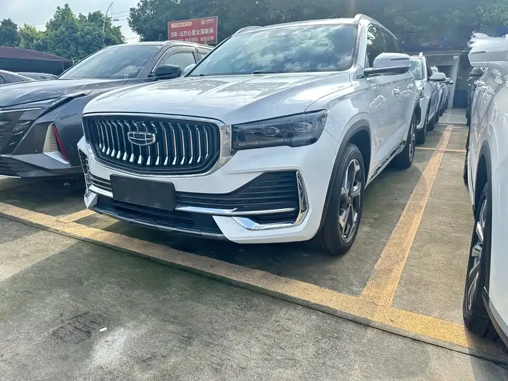 Geely Xingyue L — фото 1