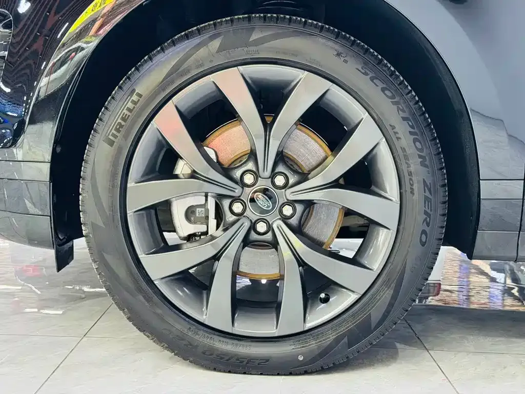 Land Rover Evoque — фото 9