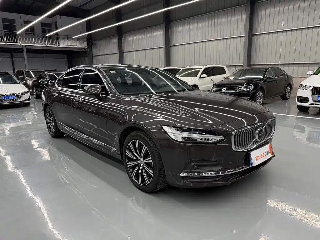 Volvo S90 — фото 8