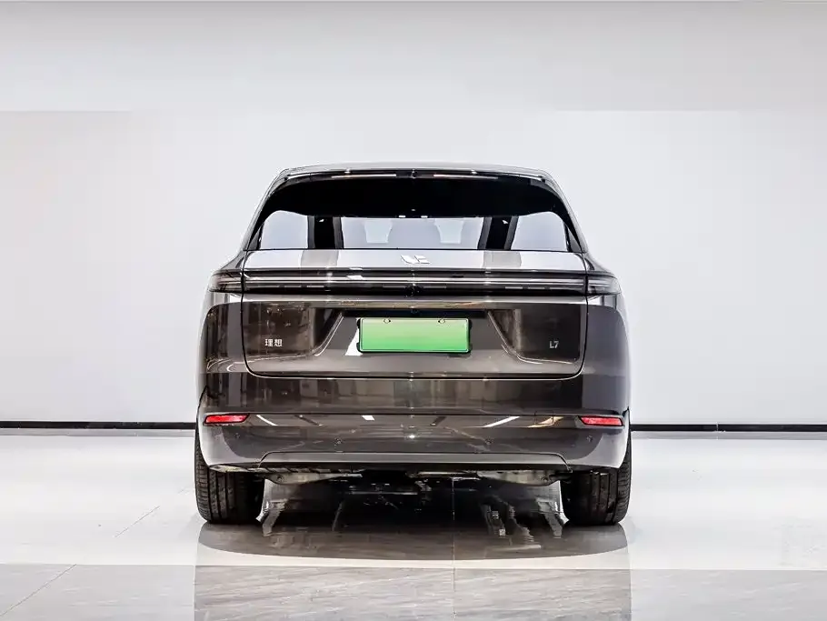 Li Auto L7 — фото 5