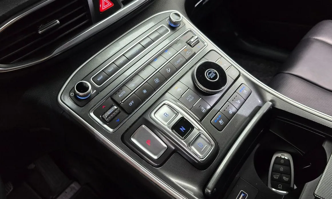 Hyundai Santafe — фото 9