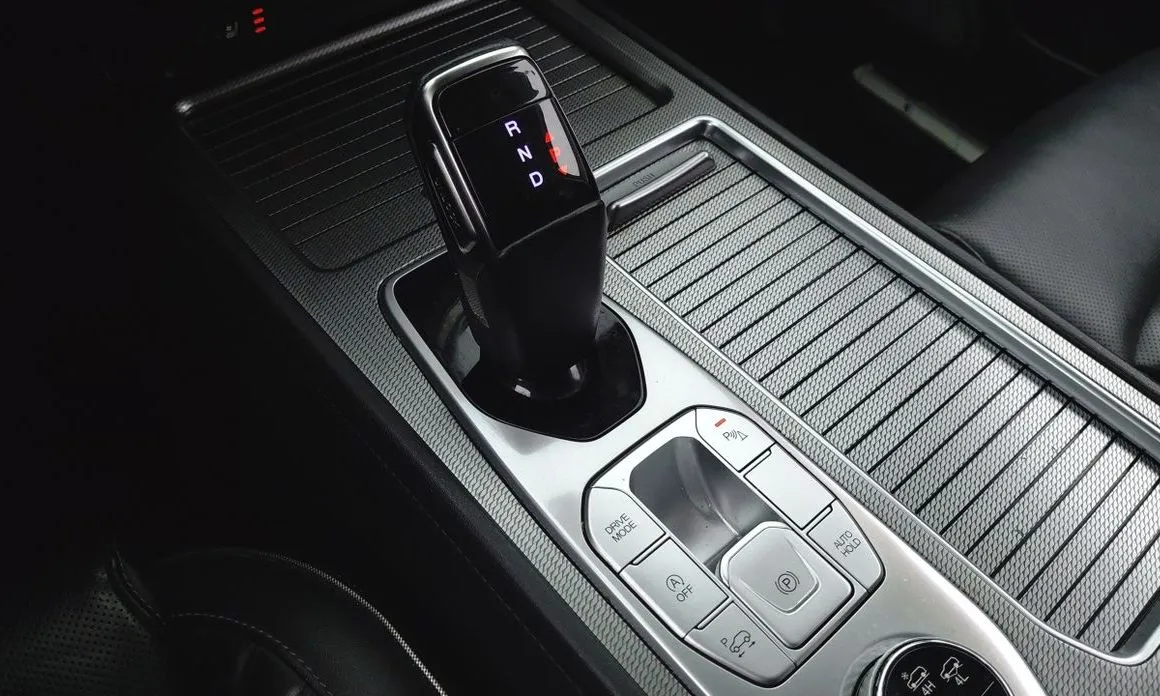 KG Mobility (Ssangyong) Rexton — фото 9