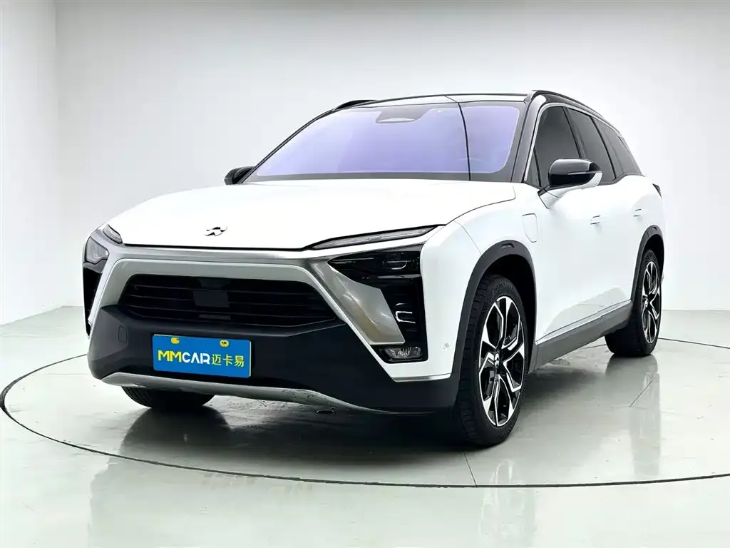 NIO ES8