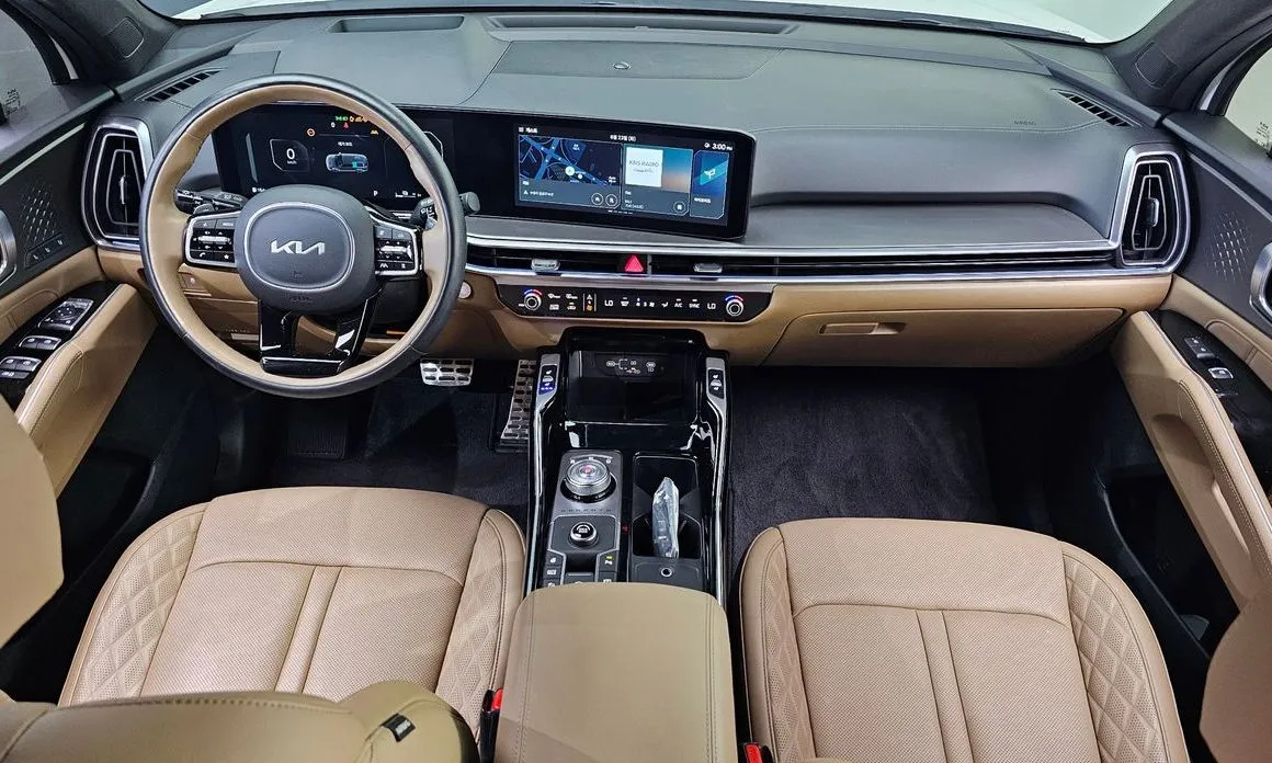 Kia Sorento — фото 9