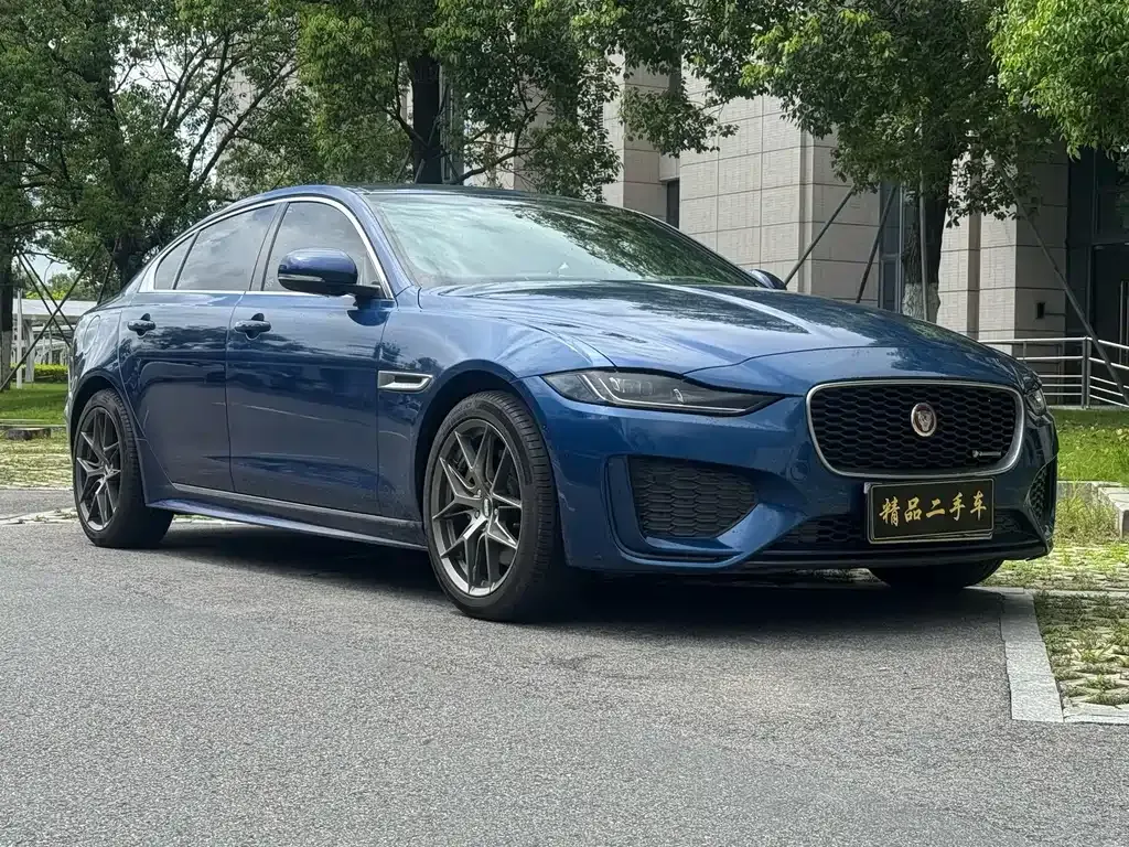 Jaguar XEL — фото 10
