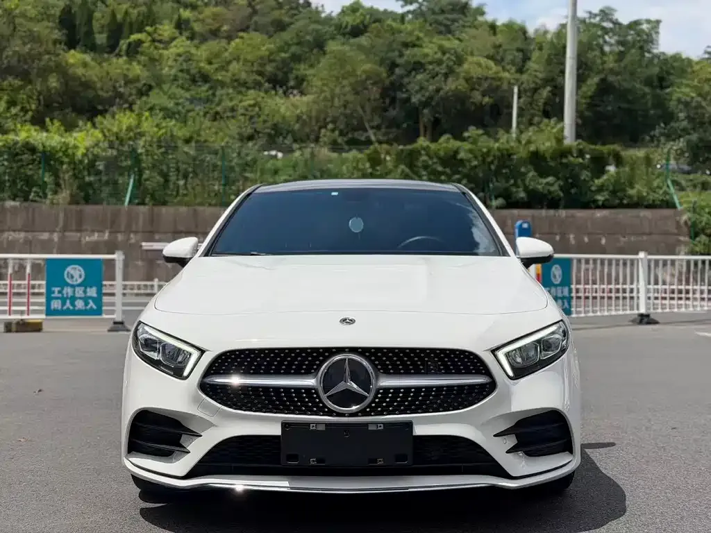 Mercedes-Benz A-Class — фото 8