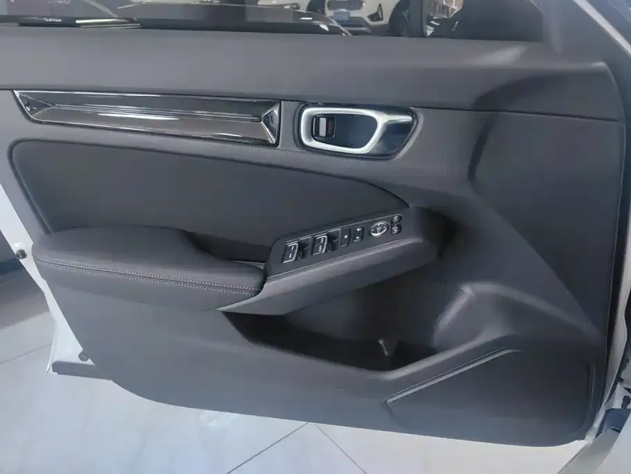 Honda Civic — фото 7