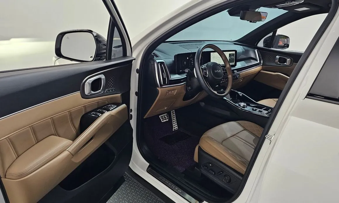 Kia Sorento — фото 8