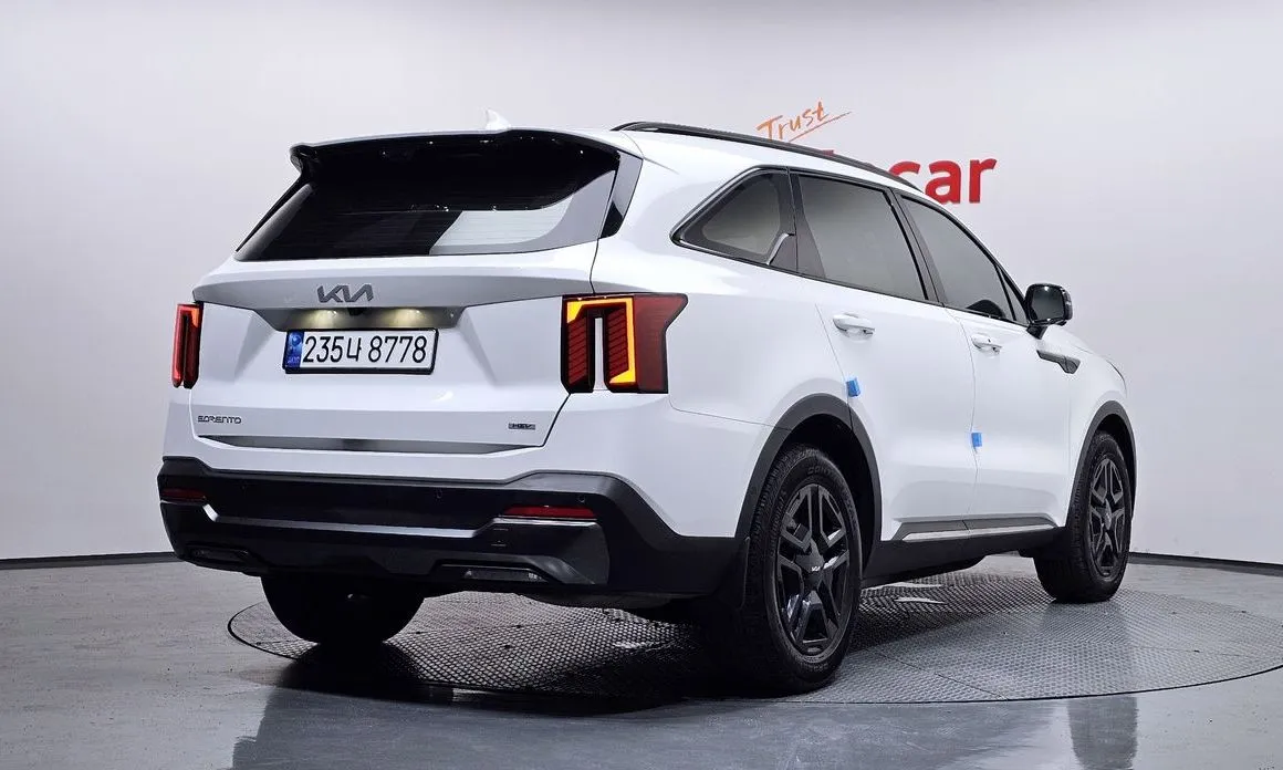 Kia Sorento — фото 3