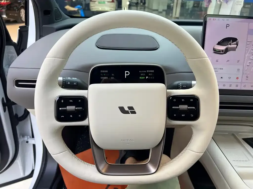 Li Auto i6 — фото 7