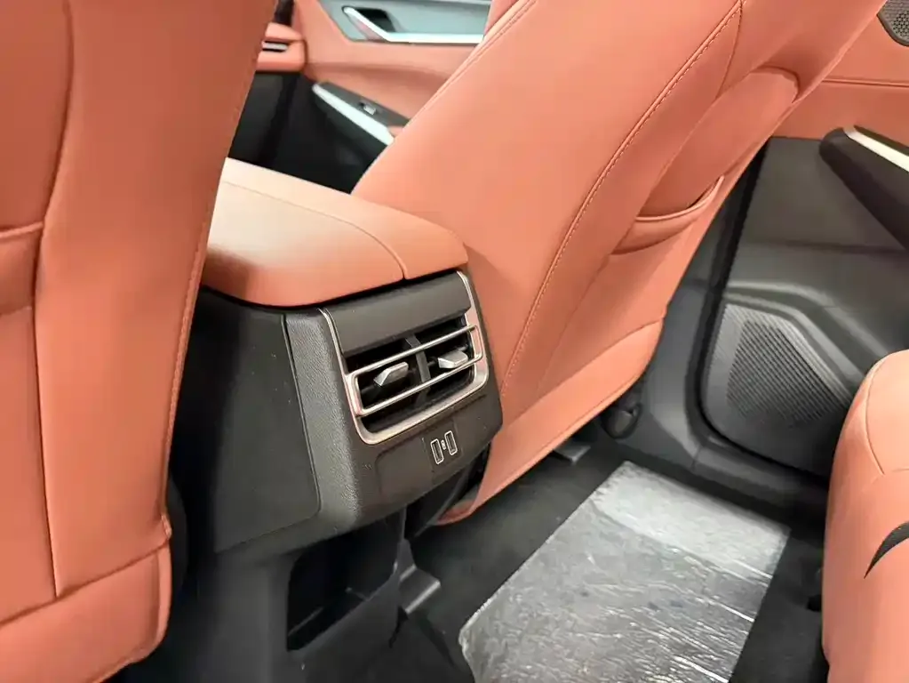 Changan CS75PLUS — фото 2