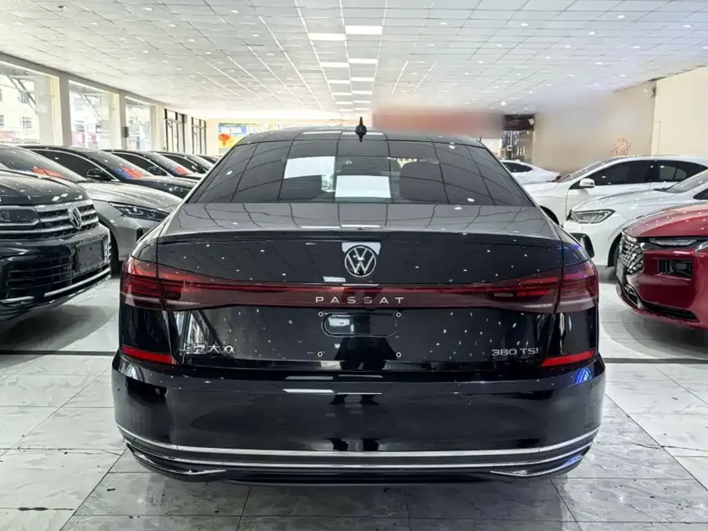 Volkswagen Passat — фото 3