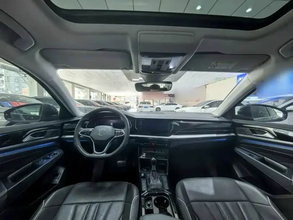 Volkswagen Passat — фото 9