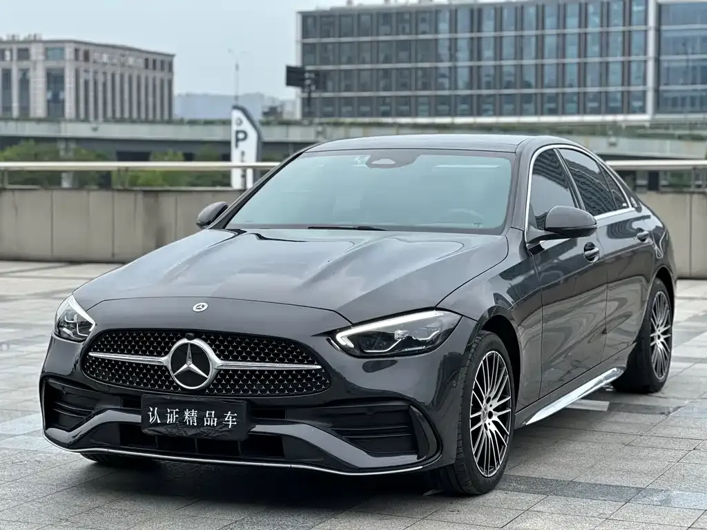 Mercedes-Benz C-Class — фото 1