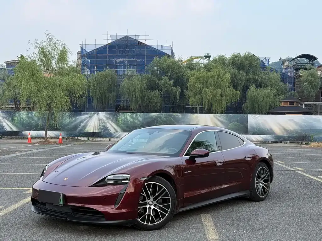 Porsche Taycan