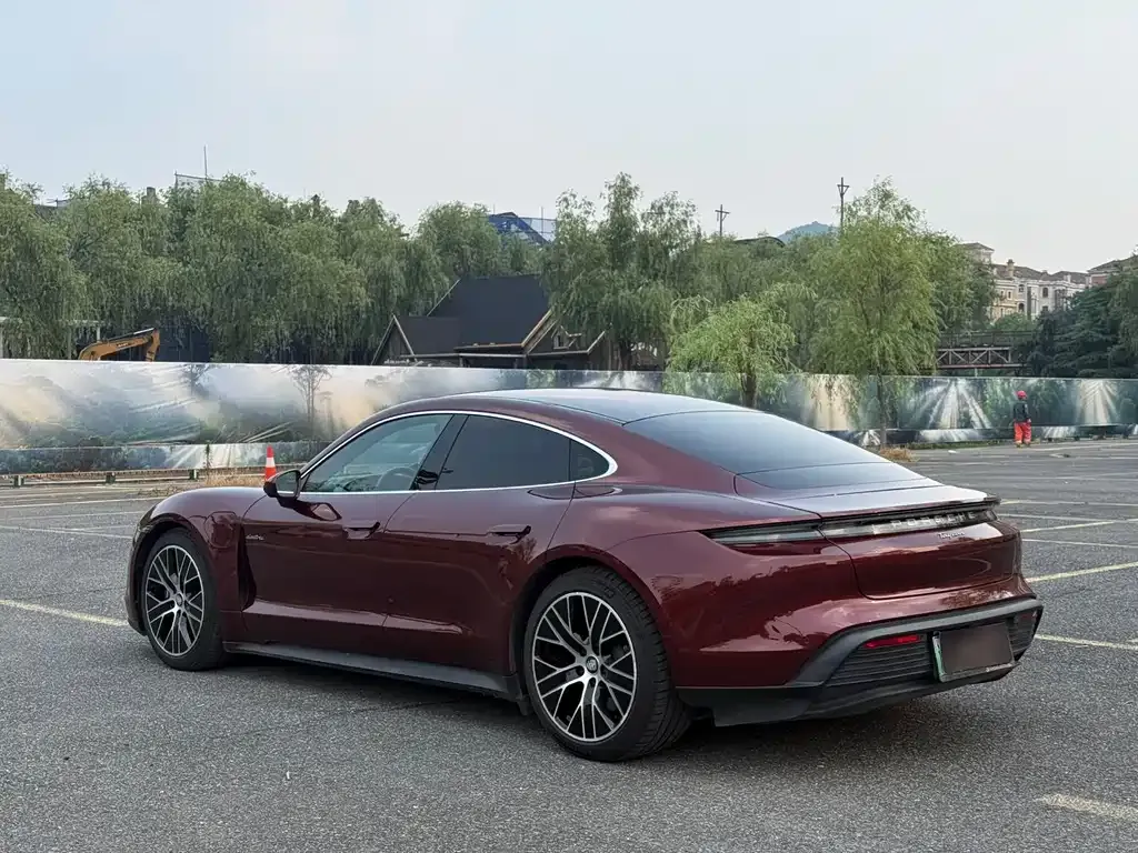 Porsche Taycan 2021 из CN, фото 10