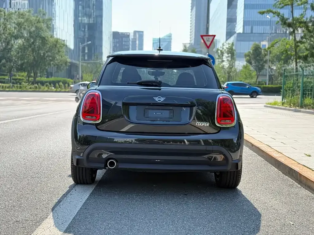 MINI Cooper (3-door) — фото 10
