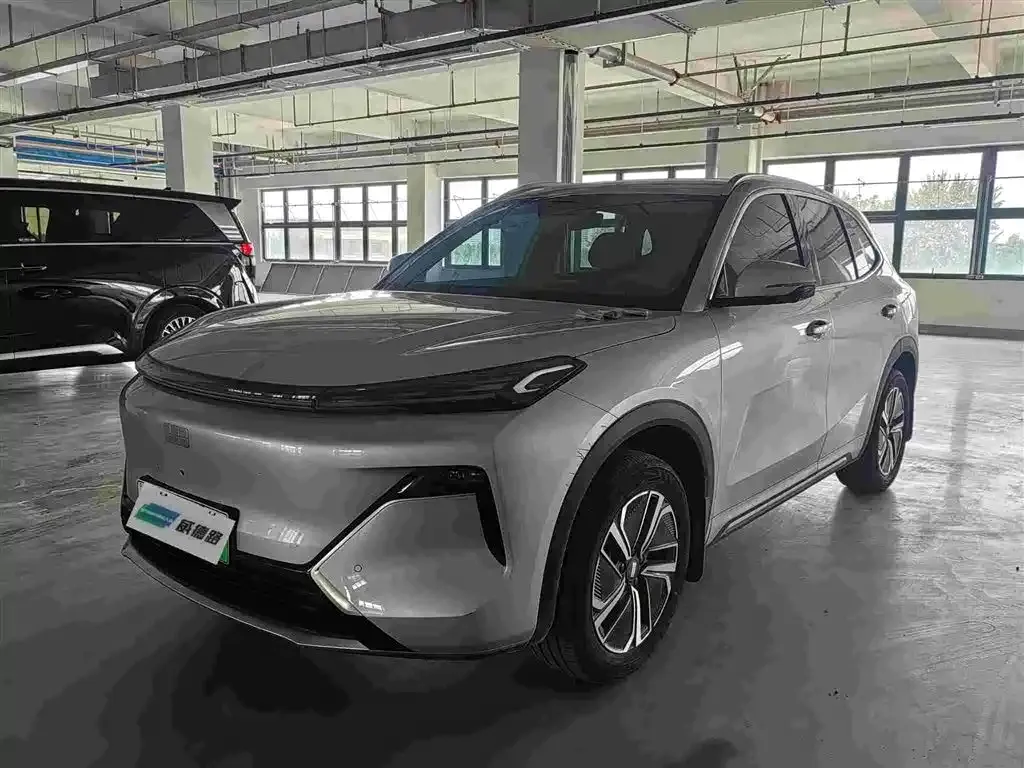 Geely Galaxy Xingjian 7 — фото 1
