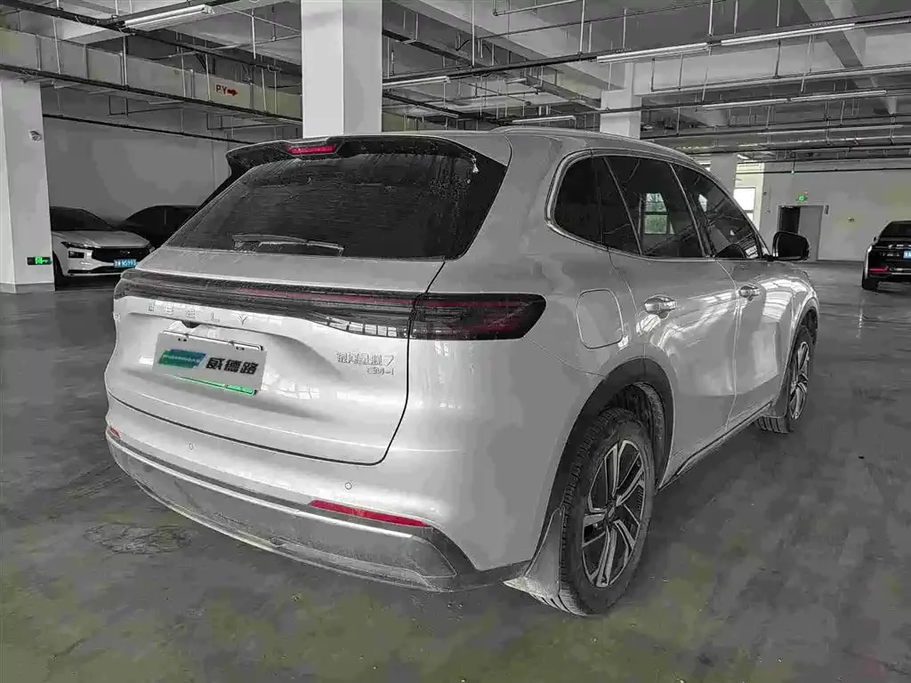 Geely Galaxy Xingjian 7 — фото 10