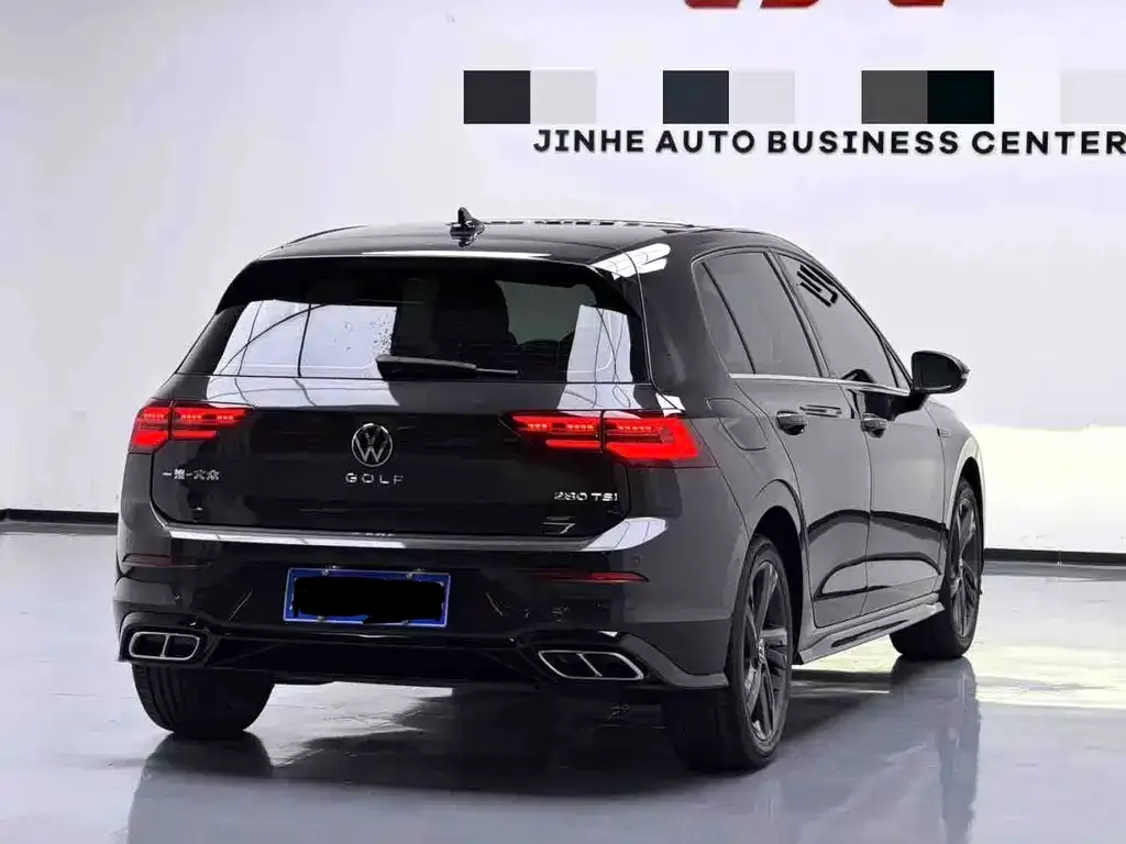 Volkswagen Golf 2023 из CN, фото 9