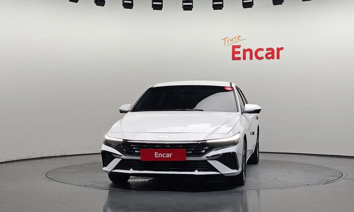 Hyundai AVANTE — фото 2