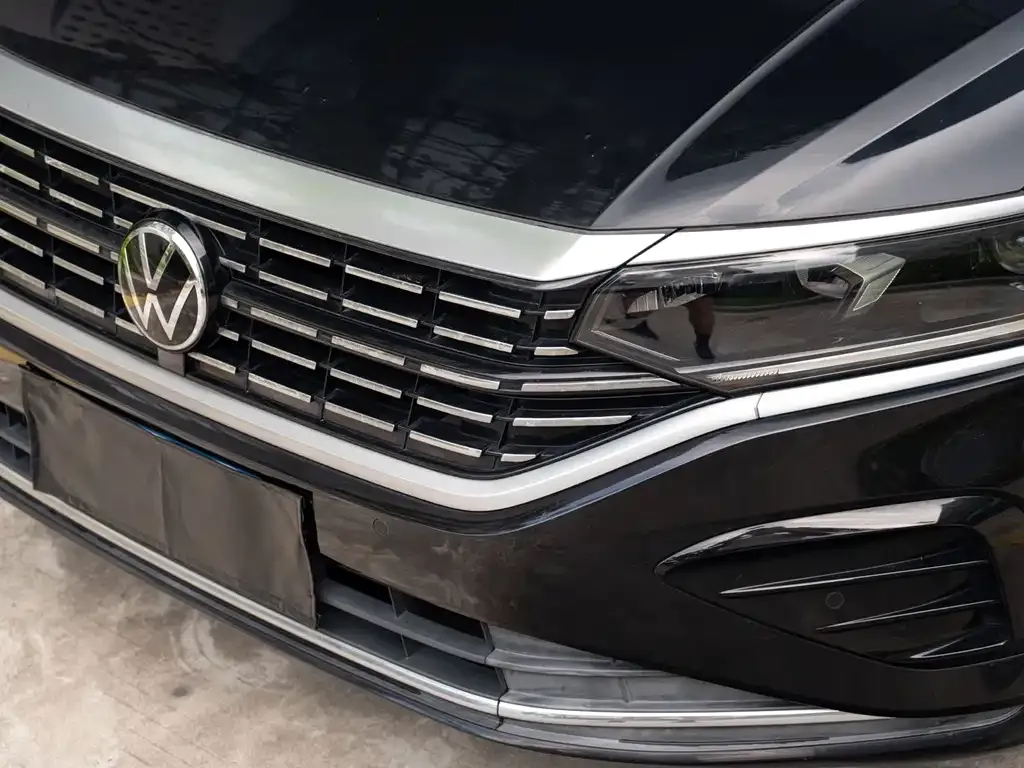 Volkswagen Passat — фото 5