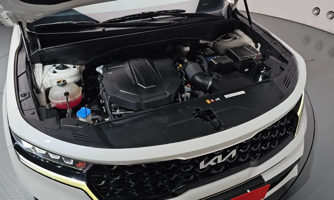 Kia Sorento — фото 10