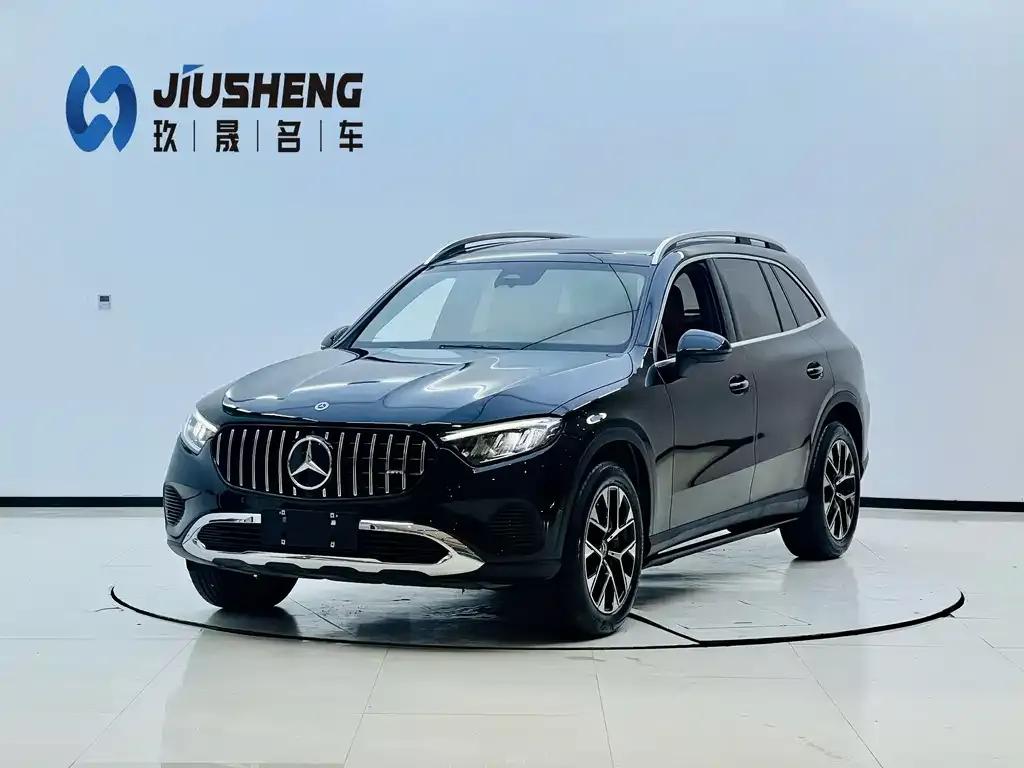Mercedes-Benz GLC — фото 1