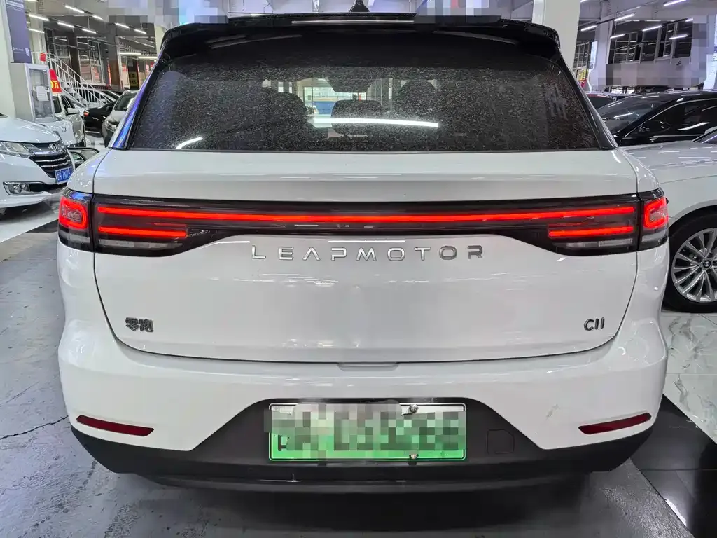 Leapmotor C11 — фото 10