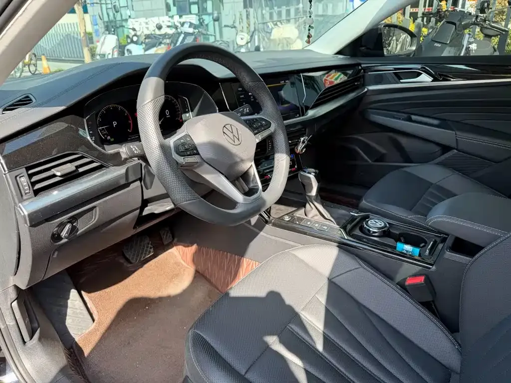 Volkswagen Passat — фото 5