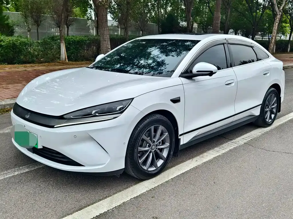 BYD Qin L — фото 7