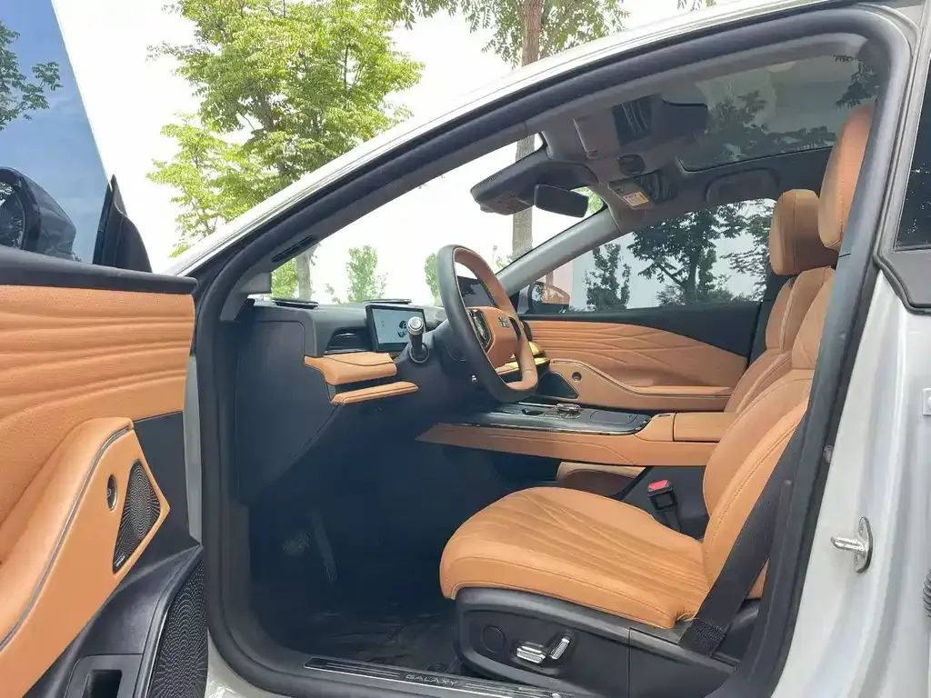 Geely Galaxy Xingyao 8 2025 из CN, фото 6