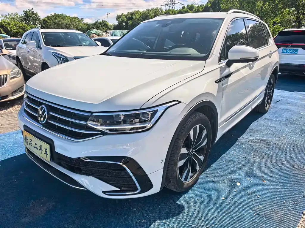 Volkswagen Tiguan X — фото 7