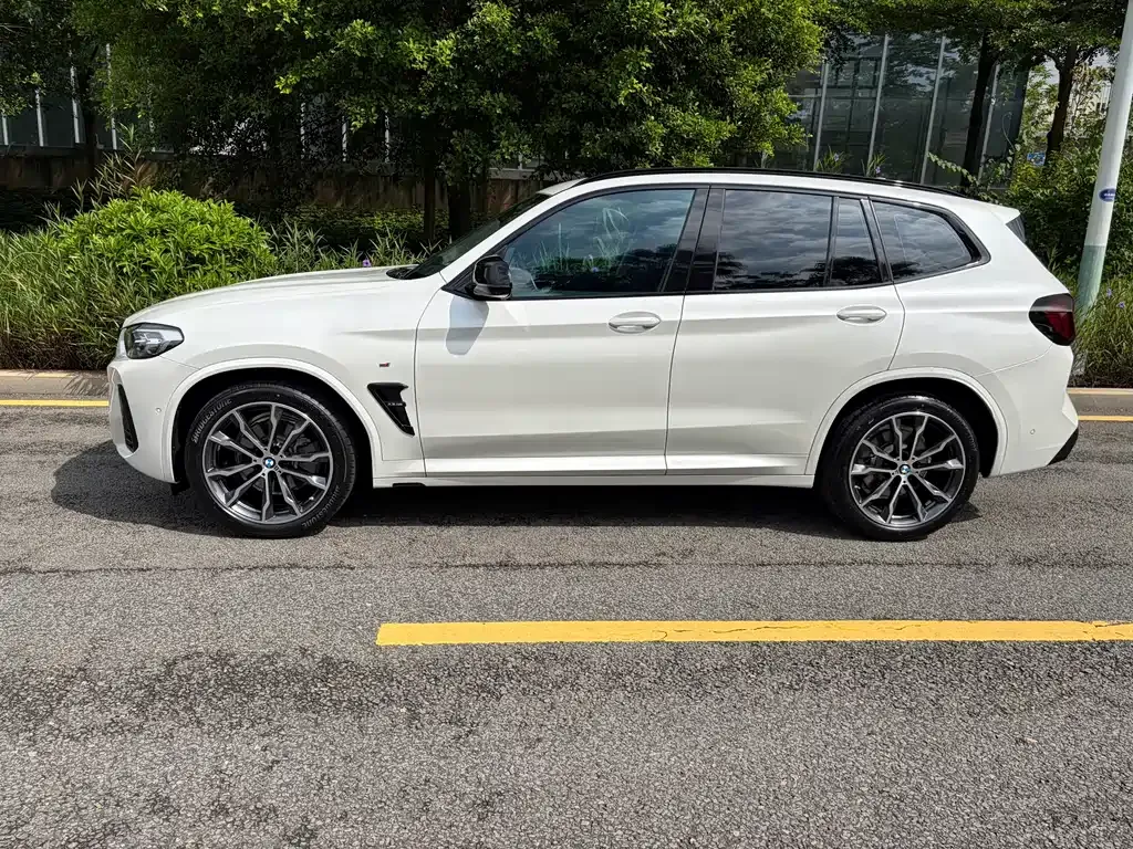 BMW X3 — фото 9