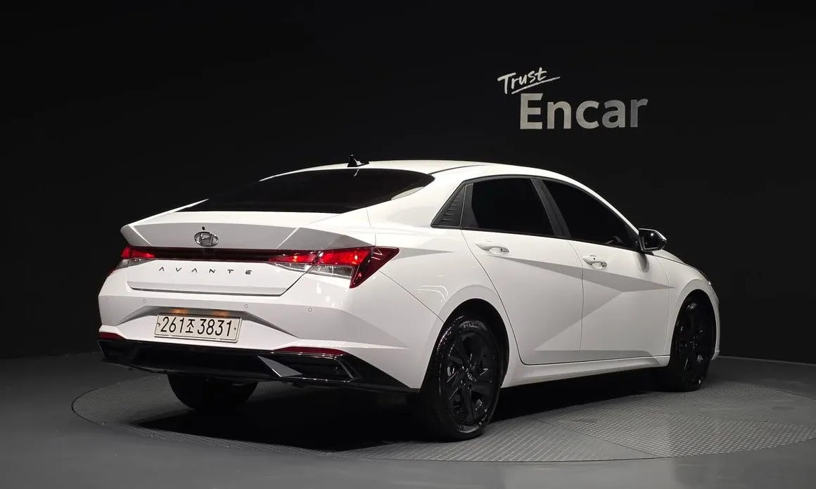 Hyundai AVANTE — фото 7
