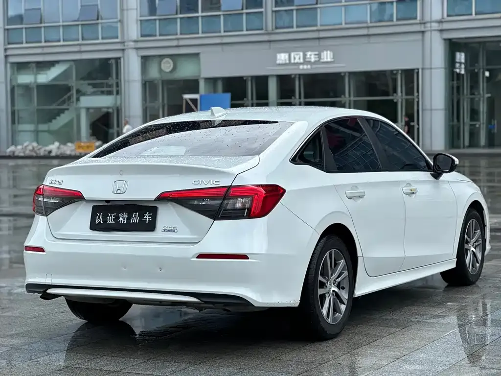 Honda Civic — фото 5