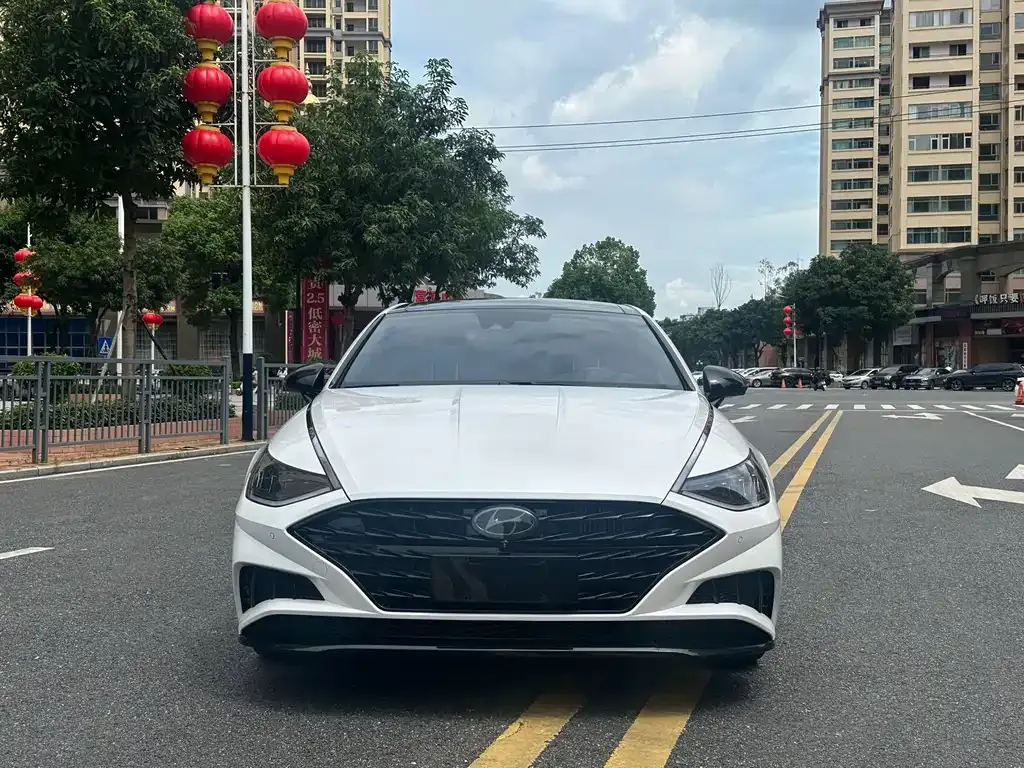 Hyundai Sonata — фото 10