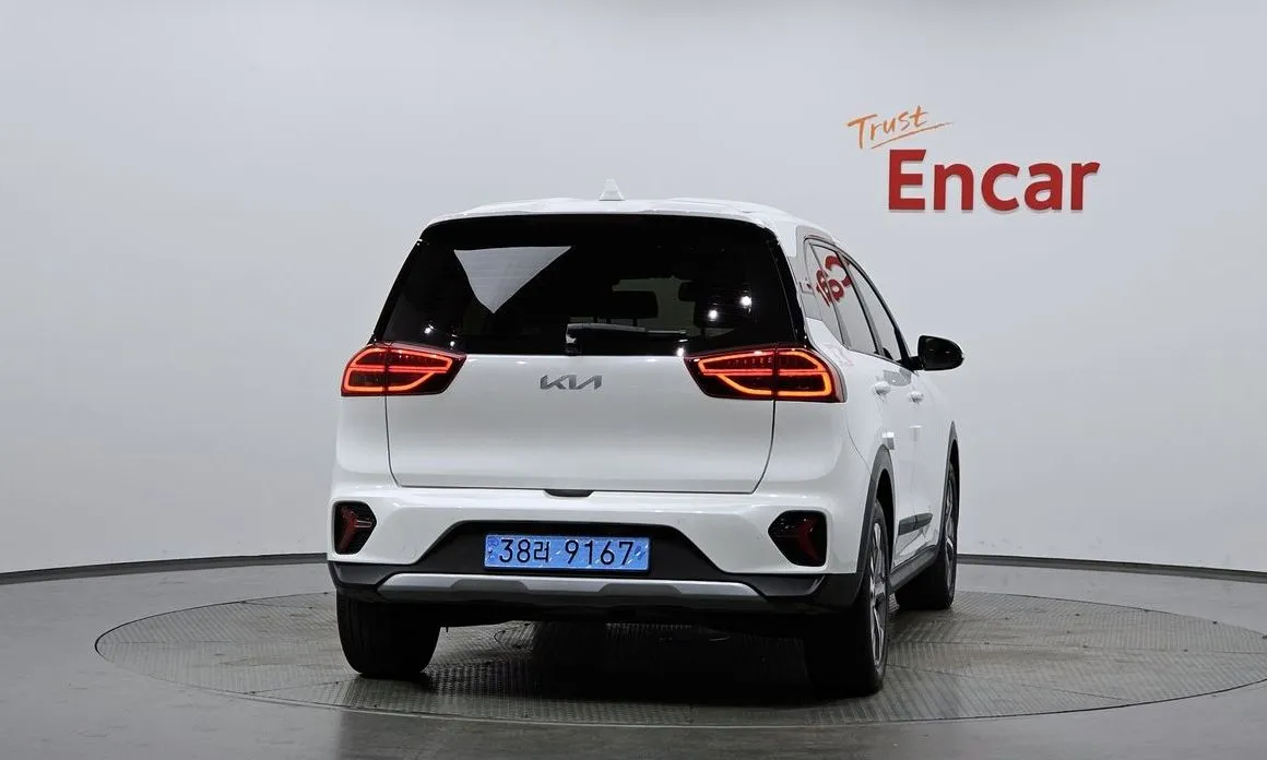 Kia Niro 2023 из KR, фото 5